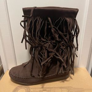 Brown Moccasin-Style Boots Size 8
